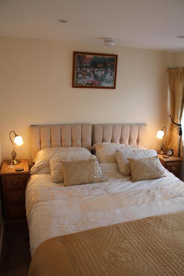 מונדסלי Two Hoots Chalet מראה חיצוני תמונה